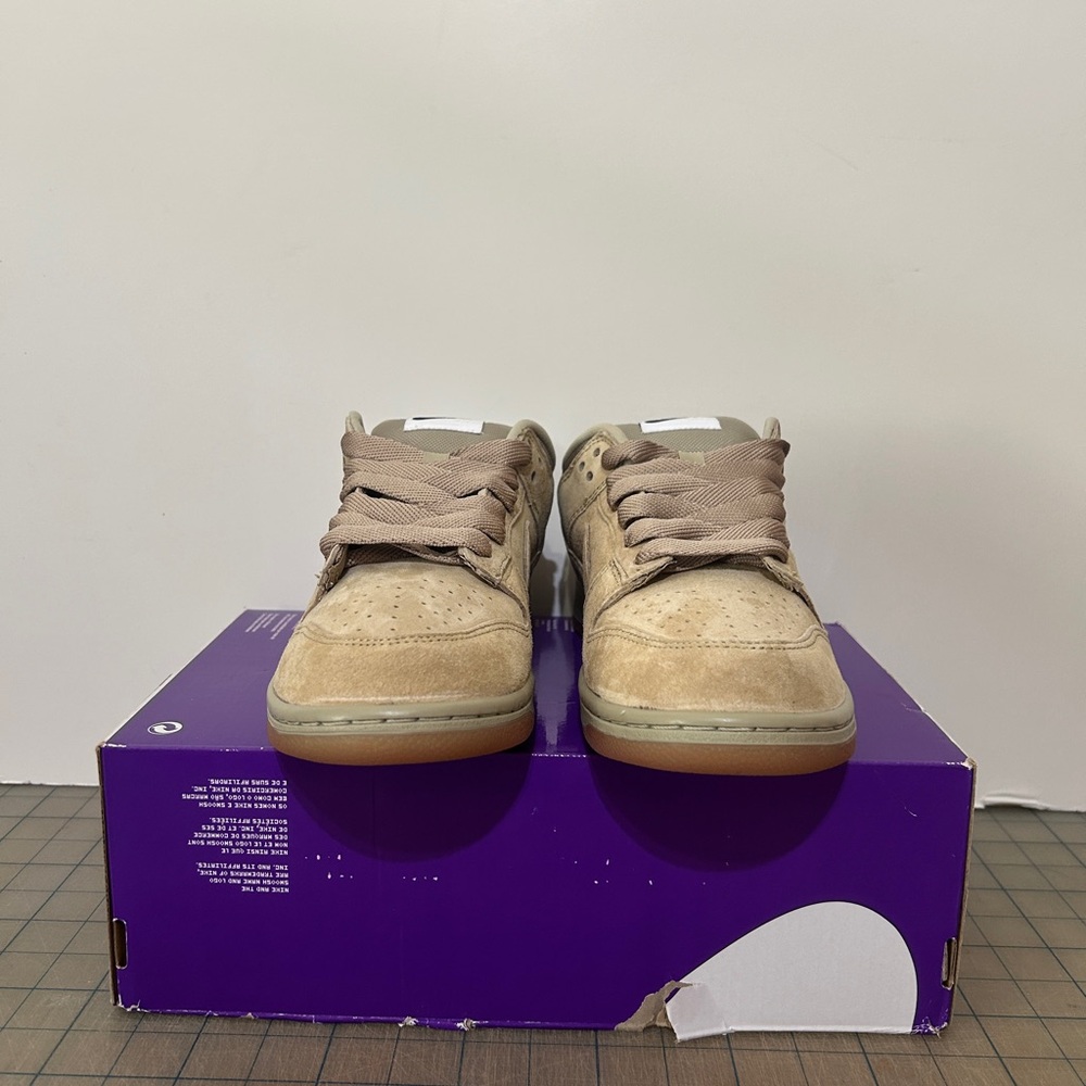 Nike Dunk Low SB Pro B ‘Parachute Beige’ - Picture 2 of 6